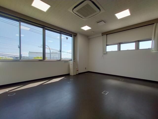 4-Storey Warehouse for Rent in Sendai, Miyagi - Thumbnail 2