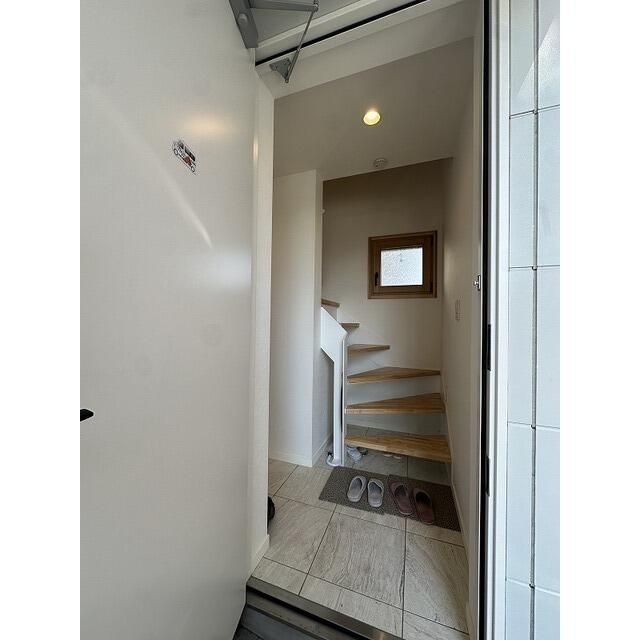 New 2022 3DK Wooden House for Rent in Shinagawa, Tokyo - Thumbnail 3