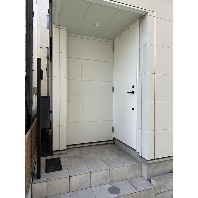 New 2022 3DK Wooden House for Rent in Shinagawa, Tokyo - Thumbnail 2