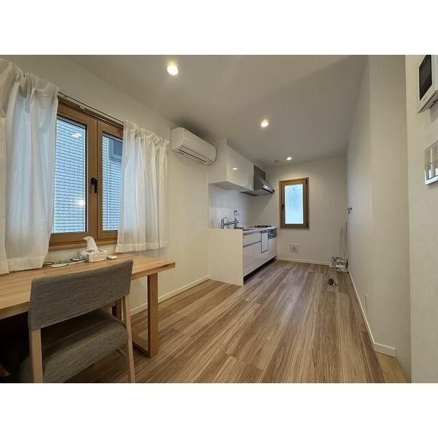New 2022 3DK Wooden House for Rent in Shinagawa, Tokyo - Thumbnail 4