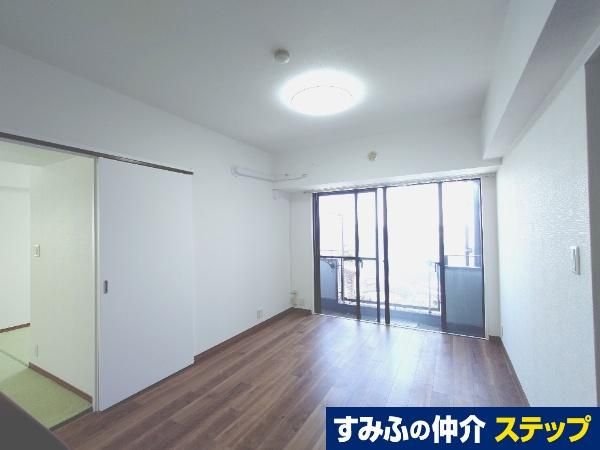1LDK Apartment for Sale in Nerima, Tokyo - 52.64m² - Thumbnail 3