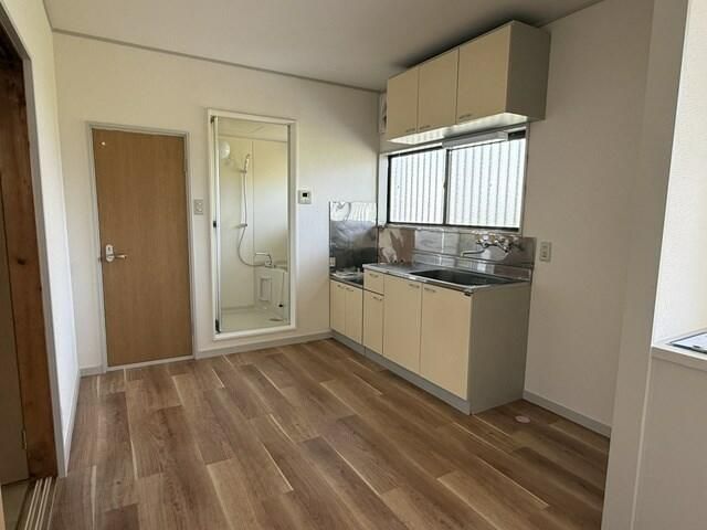 Tamagawa Heights 2K Apartment for Rent in Kawasaki - Thumbnail 3