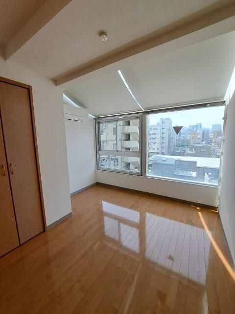 2LDK Apartment for Rent in Fukushima City, 72.85 sqm - Thumbnail 2