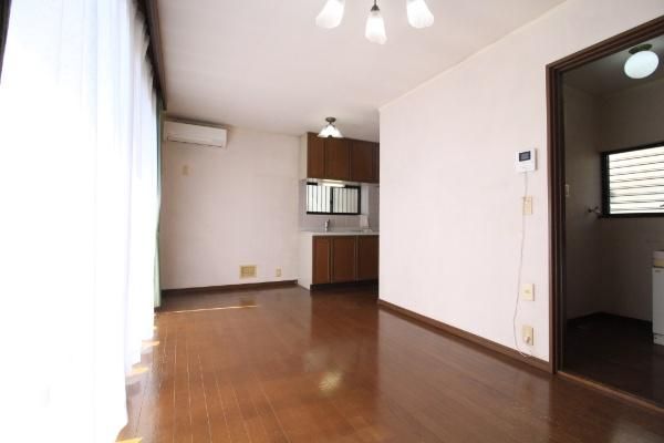 4LDK Detached House for Sale in Kunitachi, Tokyo - Thumbnail 4