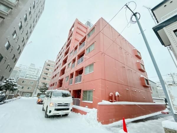 César Second Maruyama Park Apartment for Sale in Sapporo - Thumbnail 2