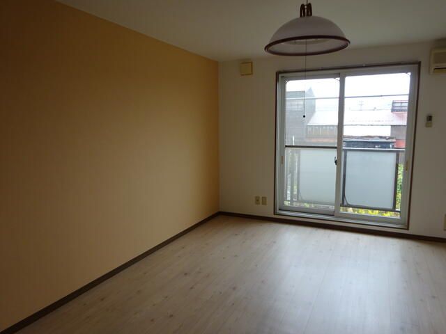 1DK Apartment for Rent in Murakami, Niigata - 40.80 sqm - Thumbnail 2