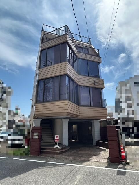 Gifu City 8SLDK House with Office Space for Rent | 357 sqm - Main Image