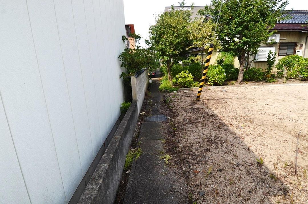 Commercial Land for Sale in Gosen City, Niigata - 365 sqm - Thumbnail 2