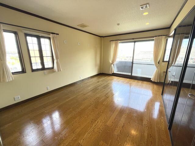 3LDK House for Sale in Moroyama, Saitama – 344.92 sqm - Thumbnail 4