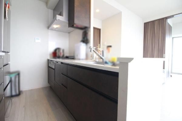 3LDK Apartment for Sale in Chuo, Chiba City, Chiba - Thumbnail 3
