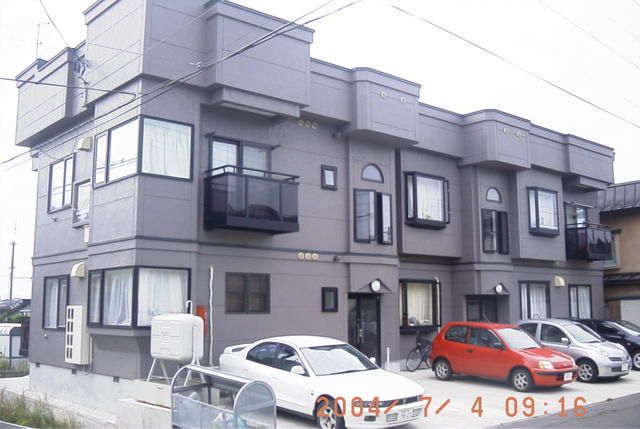 2LDK Apartment for Rent near Hirosaki Station, Aomori - Thumbnail 2