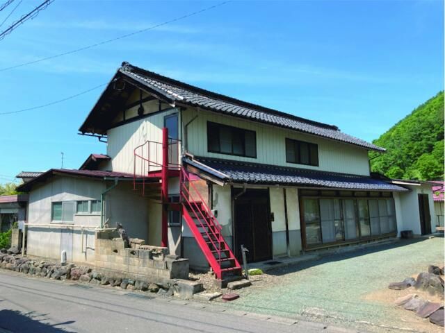 1930 Wooden House on 1561 sqm Land with Factory in Nagano - Thumbnail 2