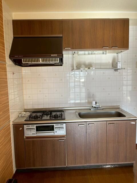 3LDK Apartment for Sale in Kazo, Saitama - 63.65m² - Thumbnail 3