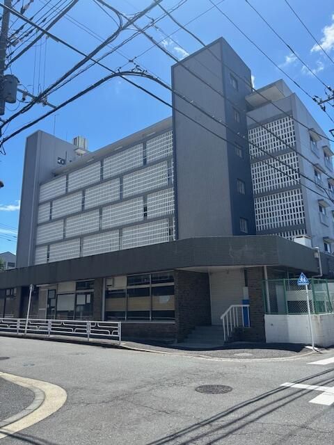 1LDK Apartment for Sale in Yokohama Aoba Ward with Large Balcony - Thumbnail 4