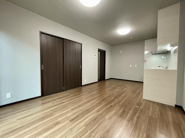 3LDK Detached House for Sale in Tsuruga, Fukui with Garden & Parking - Image 22