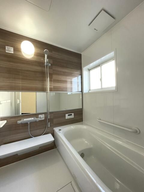 5LDK House for Sale in Koga, Ibaraki with Large Garden - Thumbnail 4