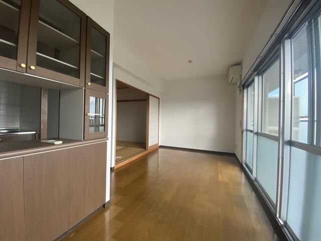 3LDK Apartment for Sale in Takasaki, Gunma - 61.95 sqm - Thumbnail 4