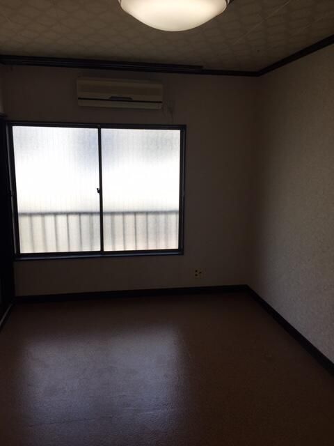 3K Rental House in Koto, Tokyo with Pet Negotiation & Free Parking - Thumbnail 3