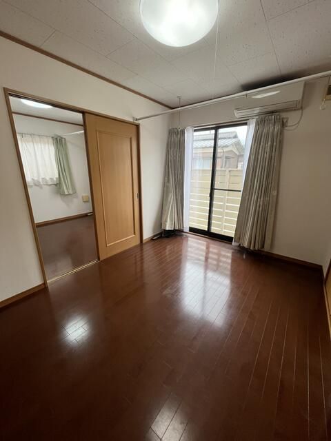 3DK House for Rent in Tsuru, Yamanashi with Free Parking - Thumbnail 4