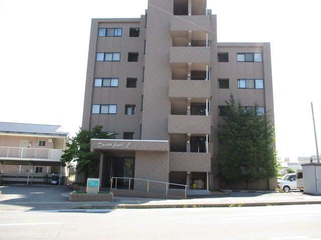 Dream Court Forte 2LDK Condo in Nagano City | 86.61 sqm - Thumbnail 2