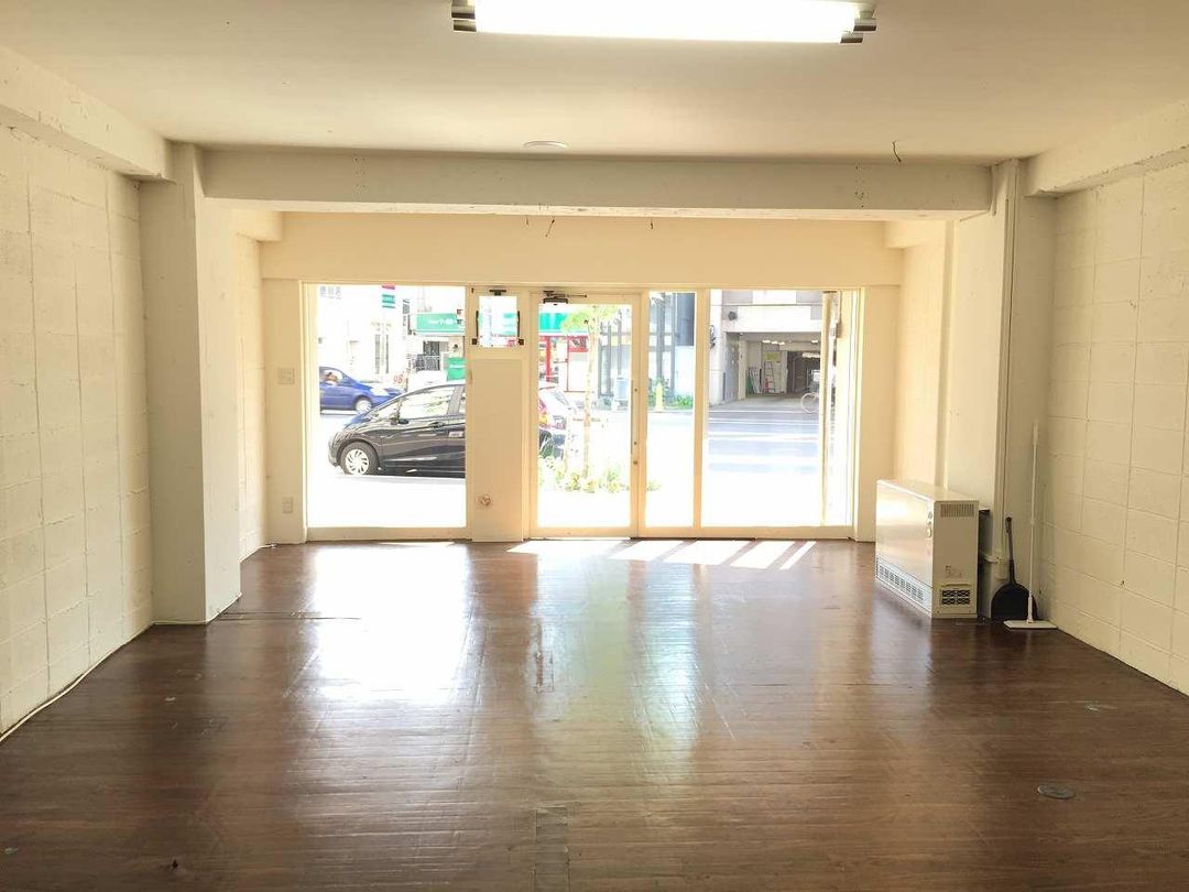 Sapporo Kita-ku Commercial Space for Rent with Free Parking - Thumbnail 4