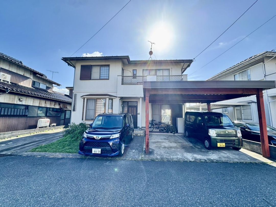 4LDK House for Sale in Yazu, Tottori with 3 Parking Spaces - Thumbnail 2