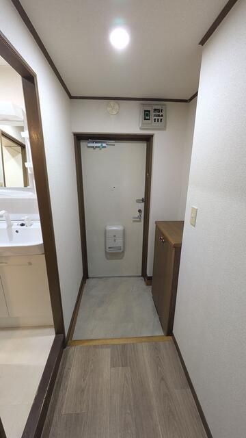 2DK Apartment for Rent near Ichikawa Station, Chiba - Thumbnail 2