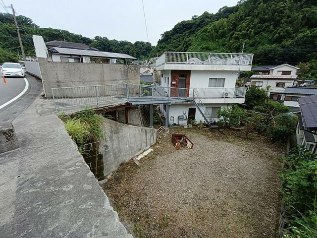 1978 4DK House for Sale in Kagoshima City, 505sqm Land - Thumbnail 3