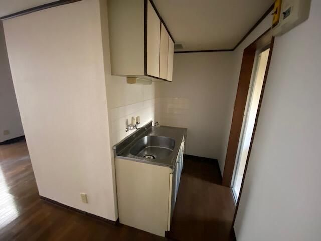 24.84 sqm Apartment for Rent in Higashimatsuyama, Saitama - Thumbnail 3