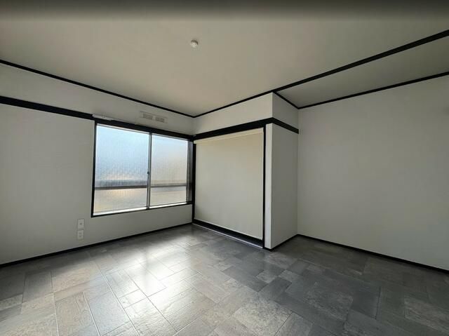 Four-Unit Apartment Building for Sale in Yachiyo, Chiba - Thumbnail 3