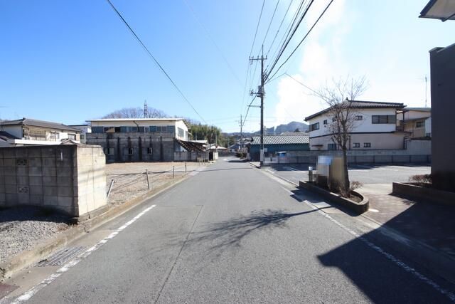Land for Sale in Sano, Tochigi - 520 sqm - Thumbnail 4