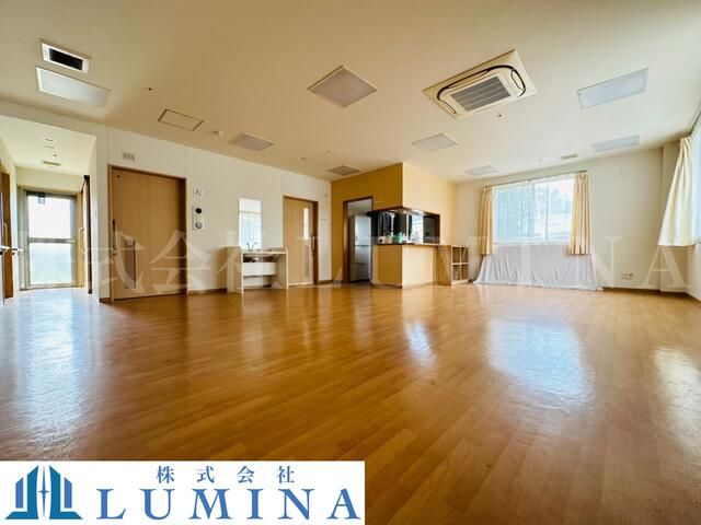 Commercial Building with Hot Spring Rights for Rent in Fuefuki - Thumbnail 3