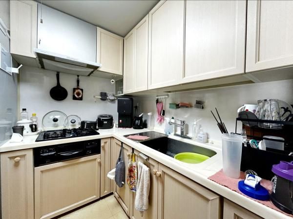 Lions Mansion Hagiyama 3LDK Apartment for Sale in Tokyo - Thumbnail 3