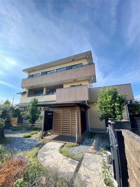 12LDK Corner-Lot House for Sale in Ichinomiya, Aichi - Main Image