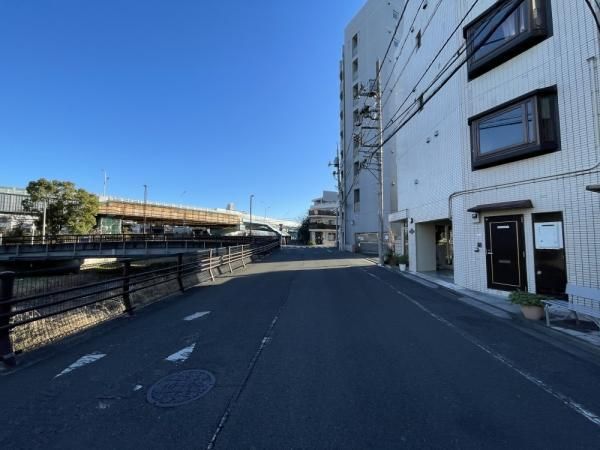 10-Unit Apartment Building for Sale Near Kumegawa Station, Tokyo - Thumbnail 3