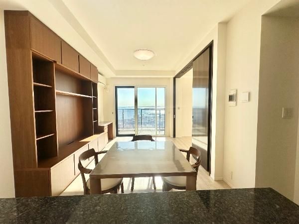 2LDK Apartment in City Towers Tokyo Bay Central Tower, Ariake - Thumbnail 2