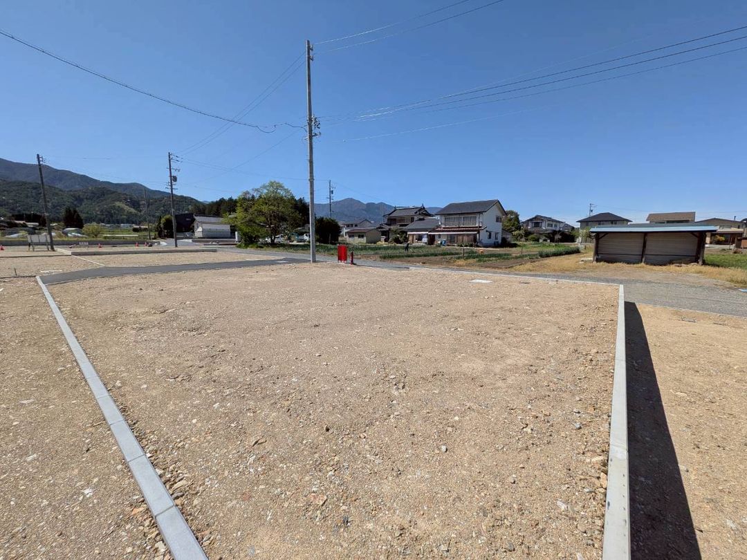 Residential Land for Sale in Yamagata Village, Nagano - 205m2 - Thumbnail 4