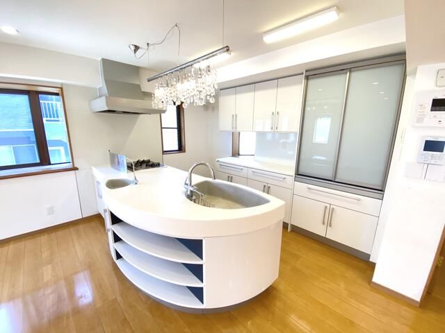 THE GOLD COAST Aobadai: Meguro Residential-Office Space for Rent - Thumbnail 3