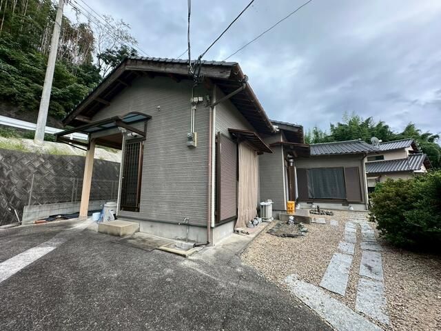 1970 3DK House on 395 sqm Land in Iizuka, Fukuoka - Thumbnail 2