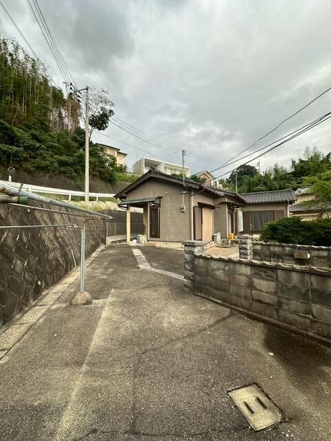 1970 3DK House on 395 sqm Land in Iizuka, Fukuoka - Thumbnail 4