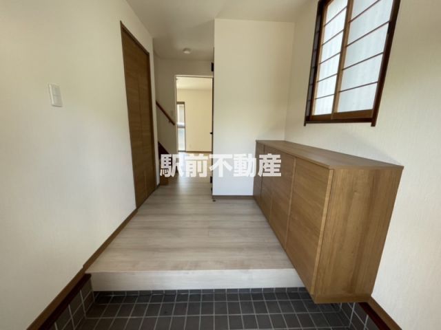 Renovated 3LDK House on Corner Lot in Chikugo City, Fukuoka - Thumbnail 2