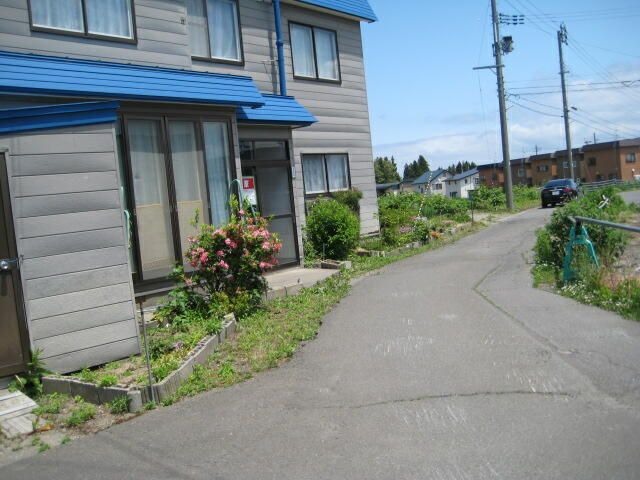 Used 4LDK Detached House in Aomori City - 93.65 sqm - Thumbnail 3