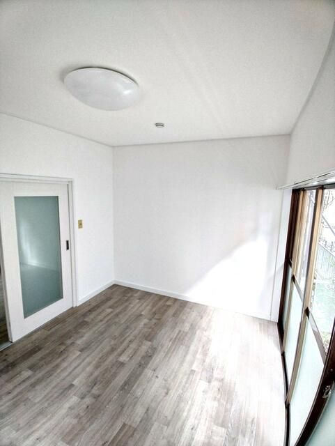 2DK Apartment for Rent in Zama City, Kanagawa - 34.56m² - Thumbnail 3