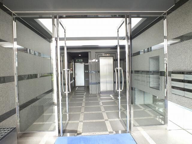 Office for Rent in Ota City, Gunma - 101.75 sqm - Thumbnail 3