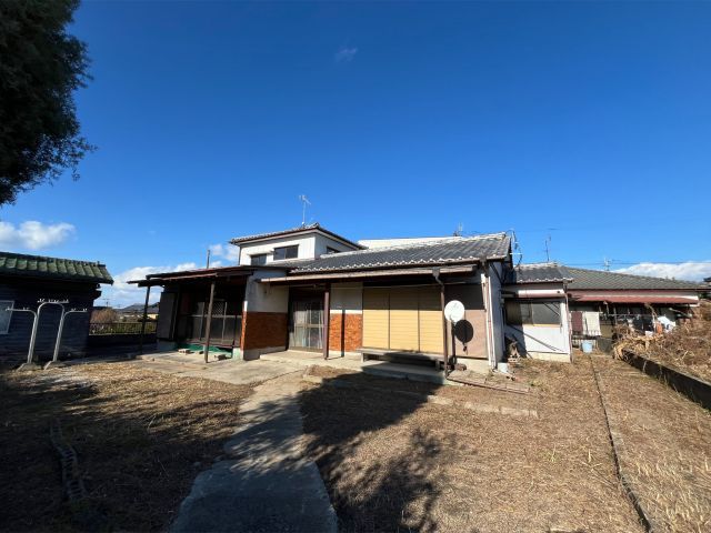 9DK Wooden House for Sale on 495 sqm Land in Arao, Kumamoto - Thumbnail 2
