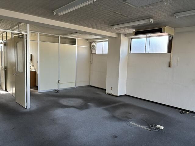 Mixed-Use RC Building for Sale in Nagano City, Near Nagano Station - Thumbnail 4