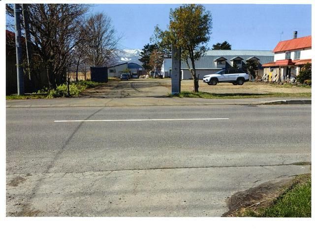 Commercial Property for Sale in Ishikari, Hokkaido with 3800 sqm Land - Thumbnail 2