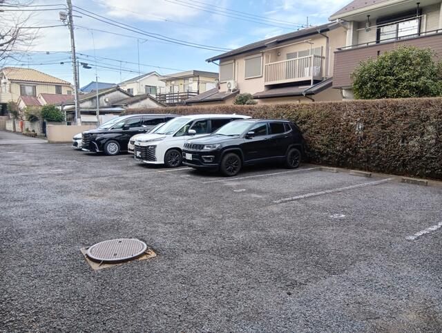 Rental Parking Space in Nakano, Tokyo | 19,250 Yen/Month - Thumbnail 4