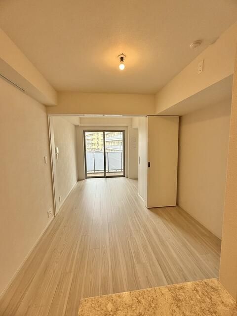 Modern 1LDK Apartment in Shinjuku, Tokyo - 36.28 sqm - Thumbnail 2