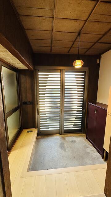9DK Wooden House for Sale in Mitsuke, Niigata - 183 sqm — Interior, Mitsuke, Niigata